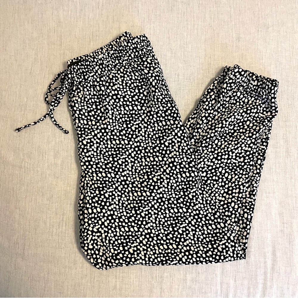 Express -  Black and White Patterned Drawstring Pants - Size M